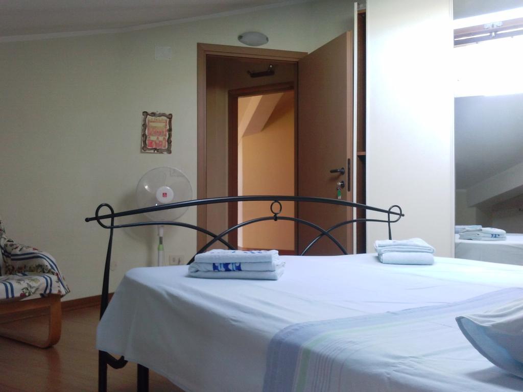 ヴェローナ Mansarda Raggio Di Sole Bed & Breakfast 部屋 写真